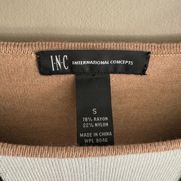 NEW NWT color block sweater top size S - Picture 2 of 6